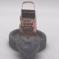 Set met amberblokje hart, schaaltje en rasp